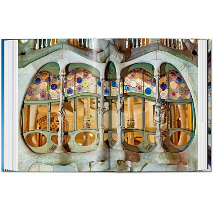 Книга на английском языке "Gaudi, The Complete Works", Rainer Zerbst - 5