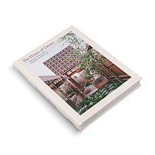 Книга на английском языке "The House of Green. Natural homes and biophilic architecture"