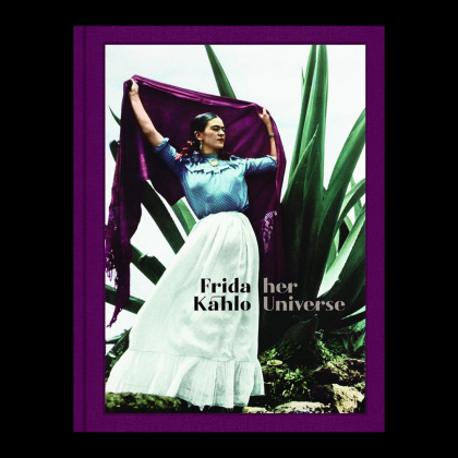 Книга на английском языке "Frida Kahlo: Her Universe", Jessica Maricarmen Serrano Bandala, Gerardo Estrada