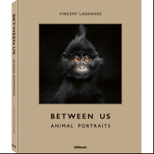 Книга на английском языке "Between Us. Animal Portraits" HB, Vincent Lagrange