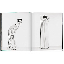 Книга на иностранном "Audrey Hepburn, Photographs 1953-1966",Bob Willoughby