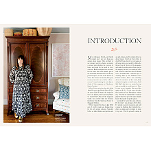 Книга на английском языке "The House Romantic", Harris H. 
