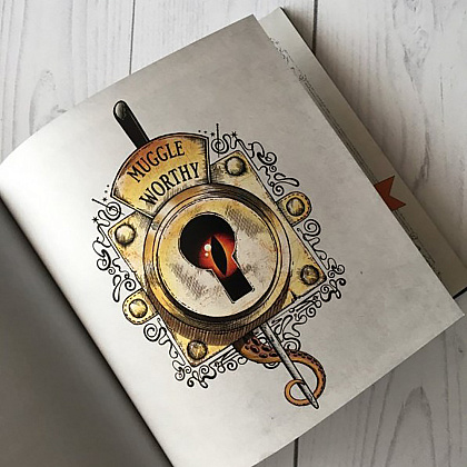 Книга на английском языке "Fantastic Beasts and Where to Find Them. Newt Scamander: A Movie Scrapbook", Illustr. - 5