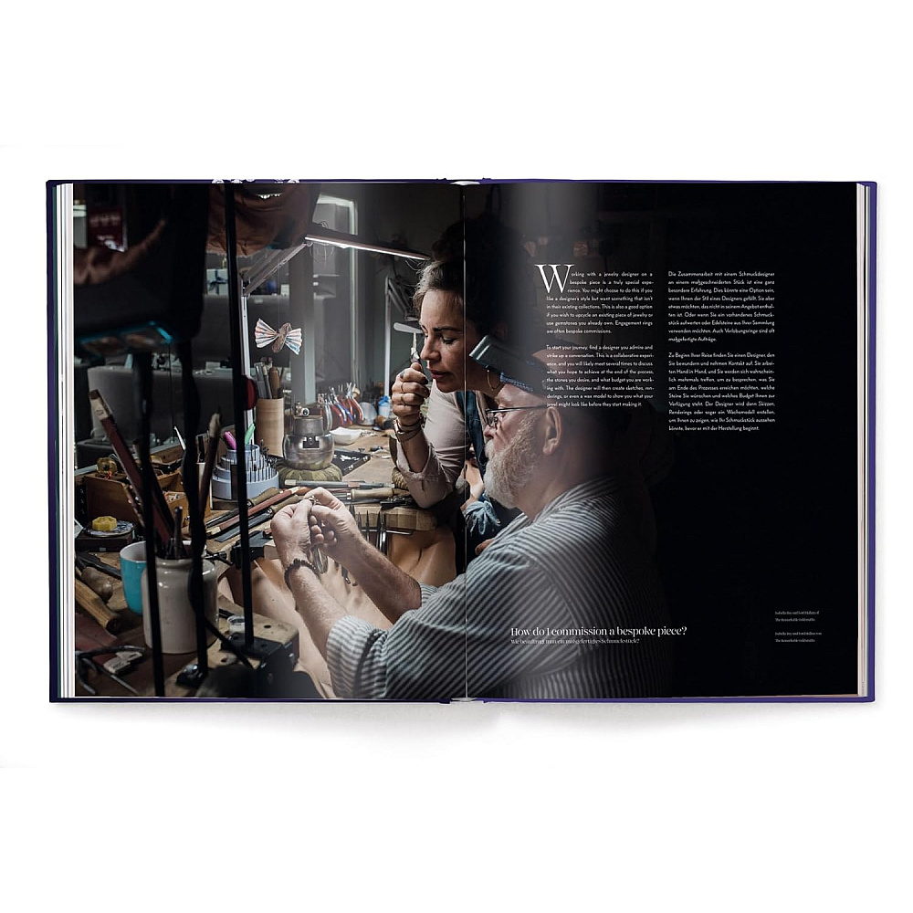 Книга на английском языке "For the Love of Diamonds. The Fine Jewelry Book", Taylor R.  - 3