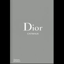 Книга на английском языке "Dior Catwalk", Alexander Fury, Adelia Sabatini