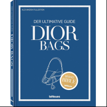 Книга на английском языке "The Ultimate Guide to Dior Bags", Alexandra Fullerton