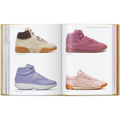 Книга на английском языке "Sneaker Freaker. The Ultimate Sneaker Book" - 7