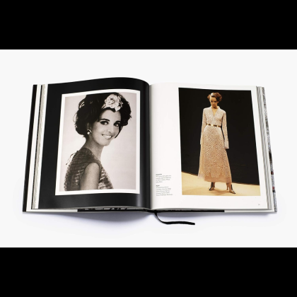 Книга на английском языке "Chanel Collections and Creations", Daniele B. - 3