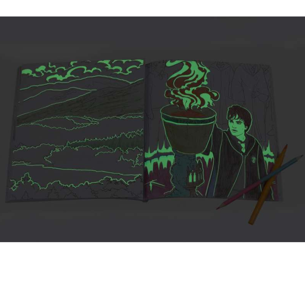 Раскраска на английском языке "Harry Potter. Glow in the Dark Coloring Book"  - 5