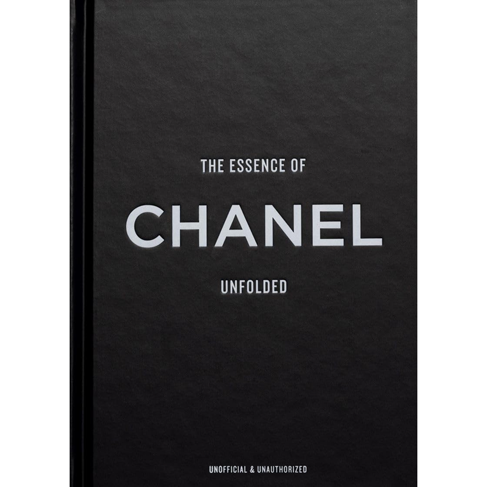 Книга на английском языке "The Essence of Chanel. Unfolded" HB, Kelly Reising
